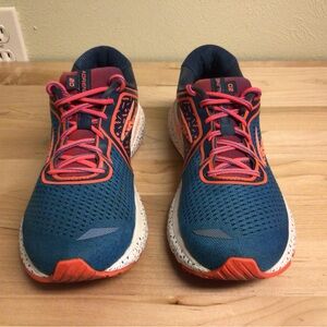 Brooks Women's Athletic Shoes - Teal and Orange